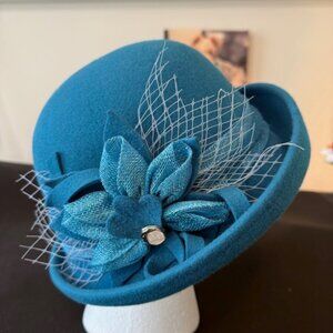 Chic and Sophisticated Hat with Lace & Floral Accent